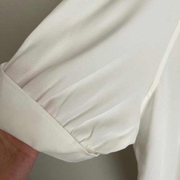NWT Max Studio White Textured Puff Sleeve Blouse (2X) - Picture 6 of 9